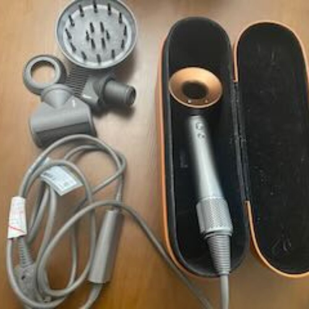 Dyson Supersonic (Nickel/Copper) w/5 attachments, Leather Case, and Travel Pouch